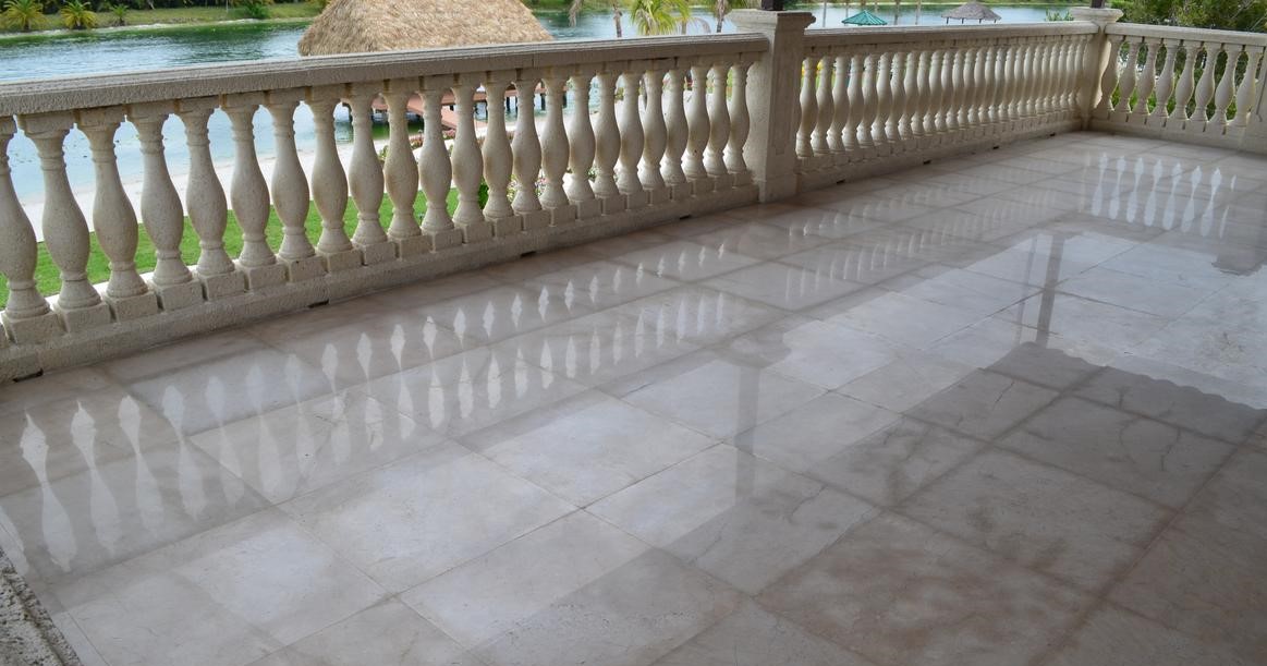 CREMA UNICO POLISHED 24x24 MARBLE TILE 9